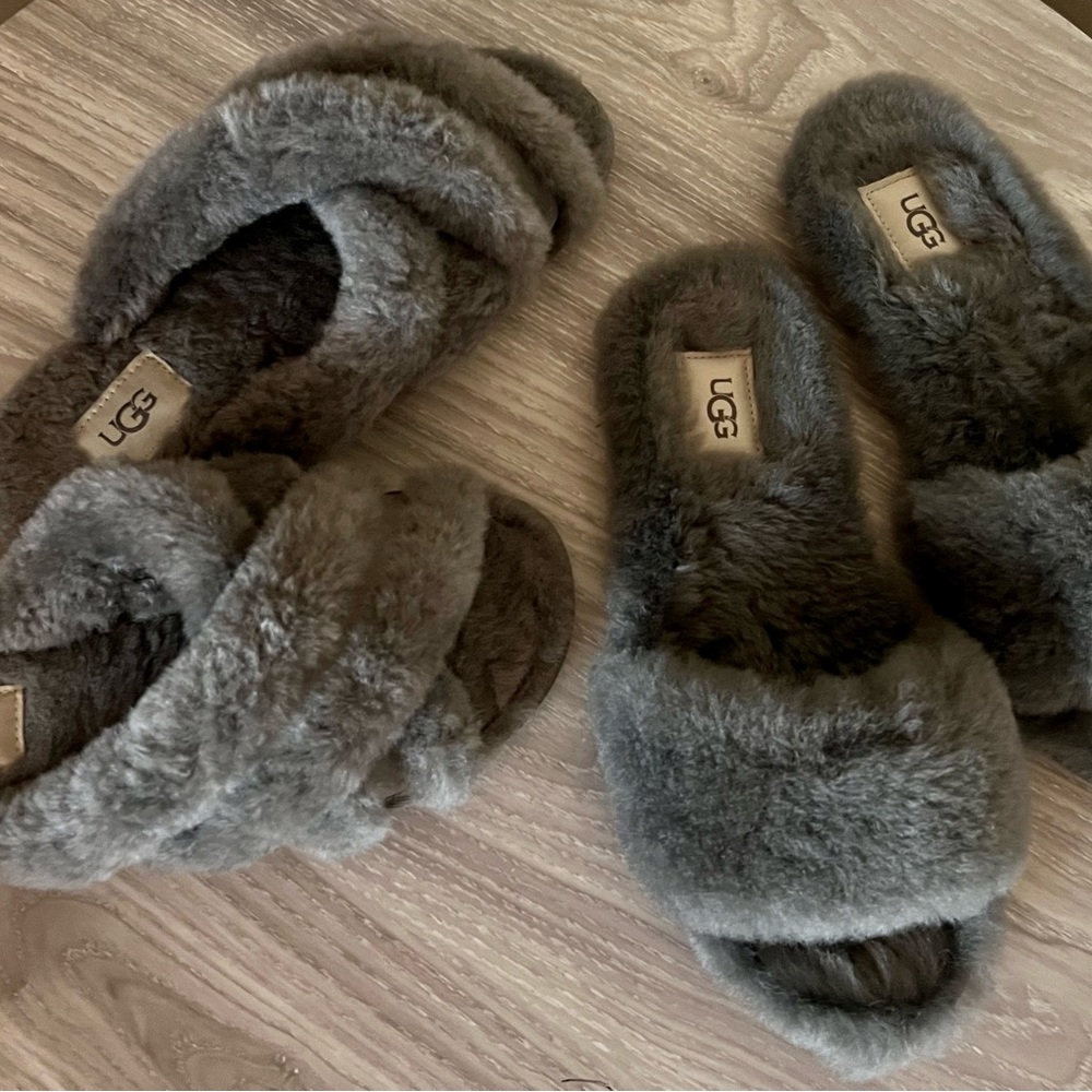 Gray Ugg Slippers Size 7